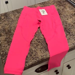 BRAND NEW Zyia workout capris/leggings